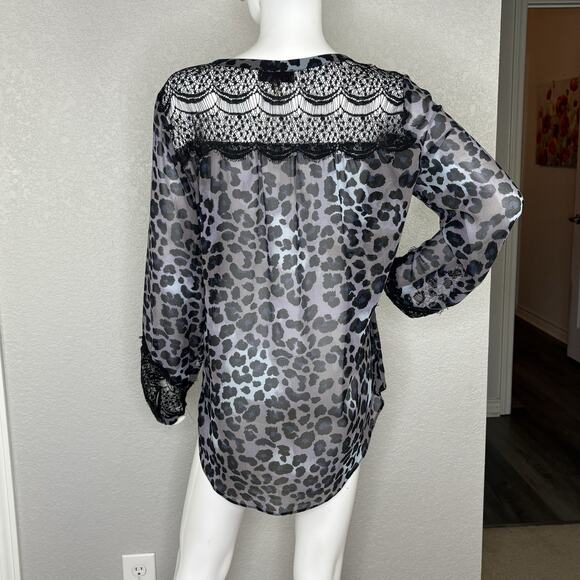 Hale Bob Top Size M Top Leopard Print Chiffon Lace Button Up Sheer Blouse - Picture 4 of 7
